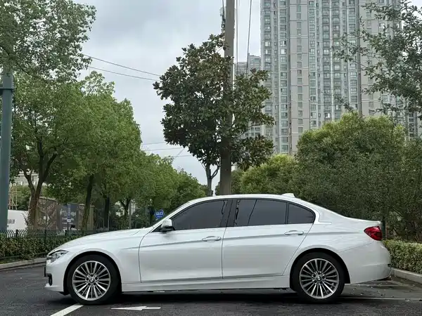 BMW 3 Series 2019