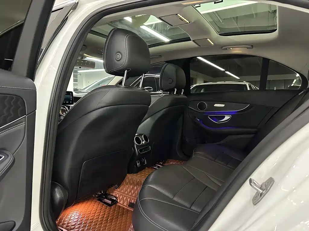 Mercedes-Benz C-Class 2020 — фото 6