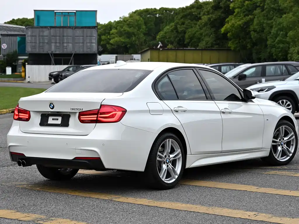 BMW 3 Series 2017