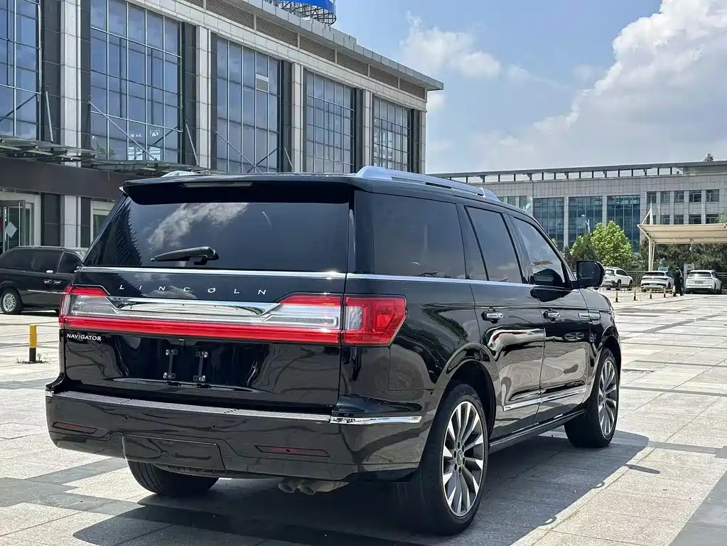 Lincoln Navigator 2019