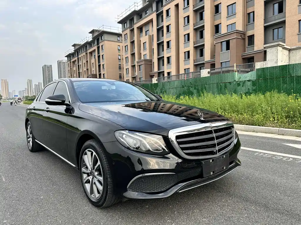 Mercedes-Benz E-Class 2019 — фото 3