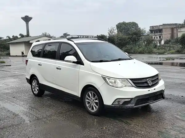 Baojun 730 2014
