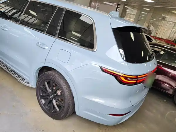 Li Auto ONE 2021
