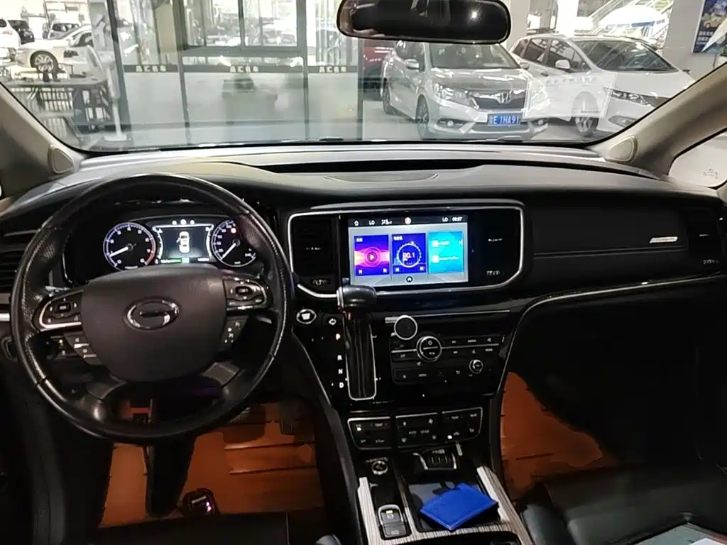 GAC Trumpchi M8 2020 — фото 10
