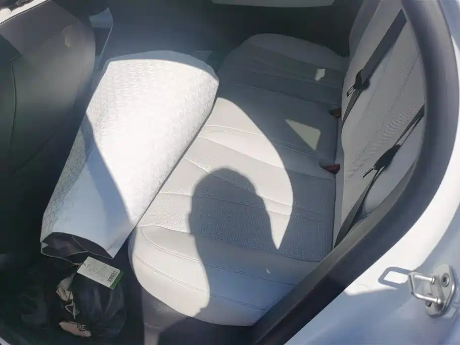 BYD Seal 05 DM-i 2025 — фото 11