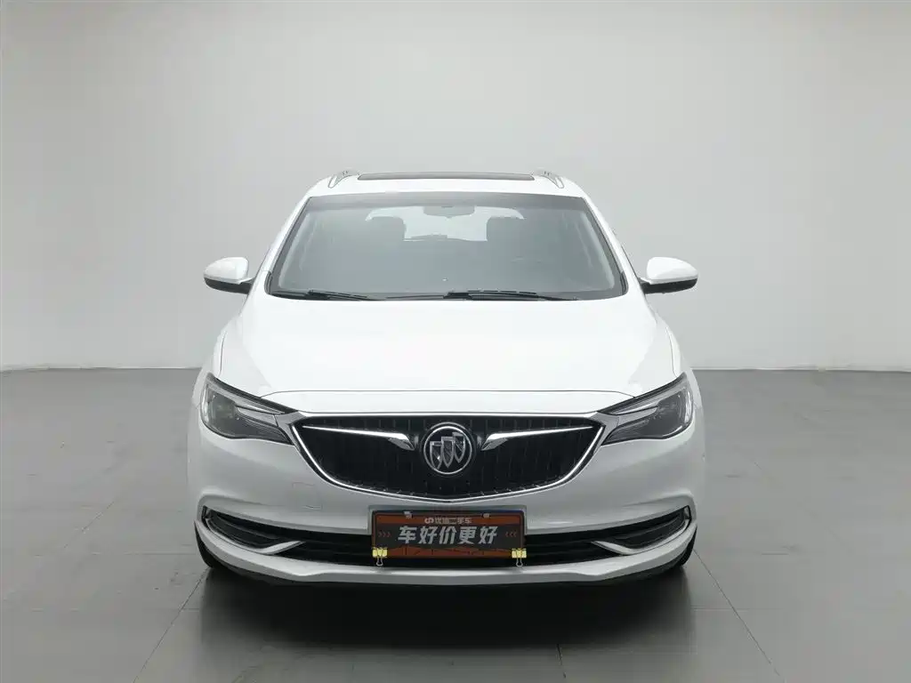 Buick Excelle 2018 — фото 3