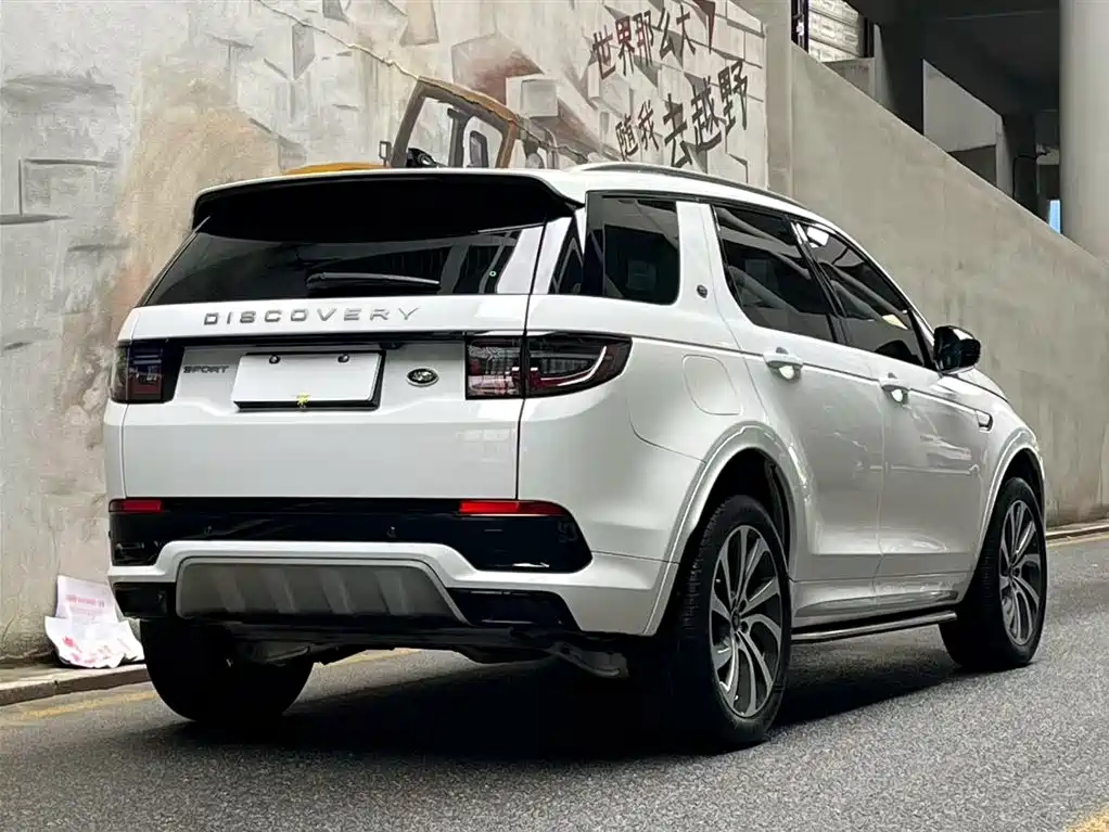 Land Rover Discovery Sport 2024 — фото 5