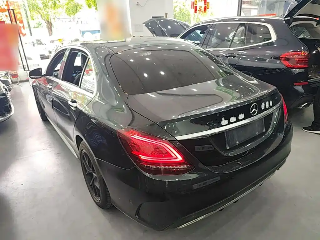 Mercedes-Benz C-Class 2019