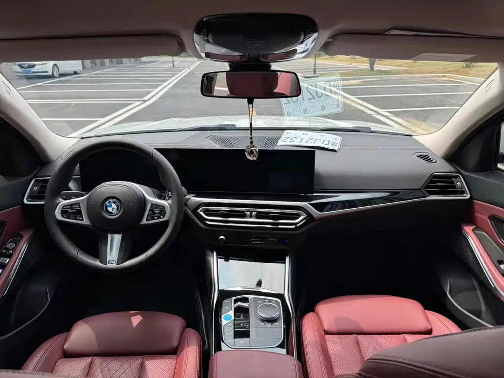BMW i3 2023 — фото 4