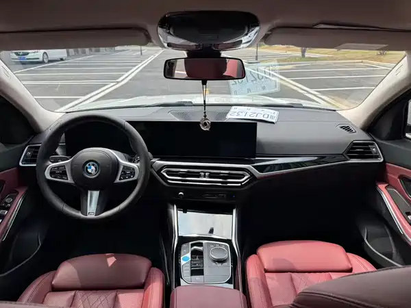 BMW i3 2023