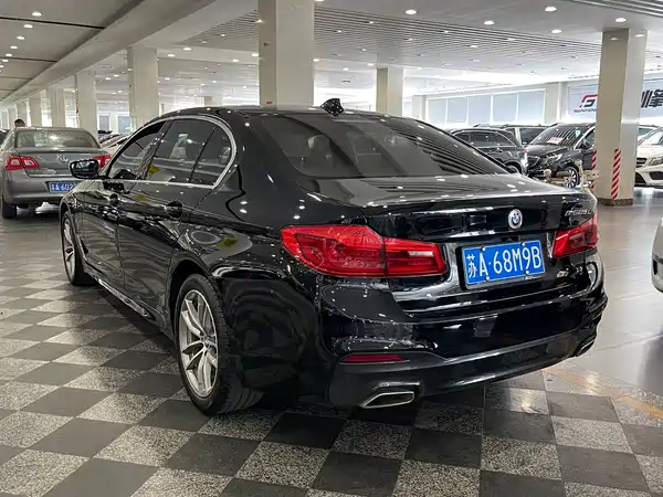 BMW 5 Series 2020