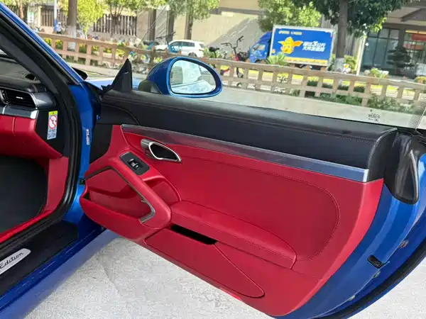 Porsche 911 2016