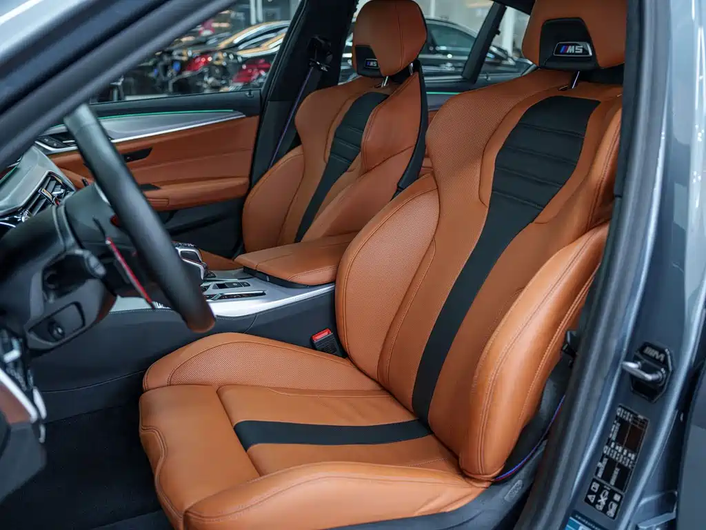 BMW M5 2019 — фото 12