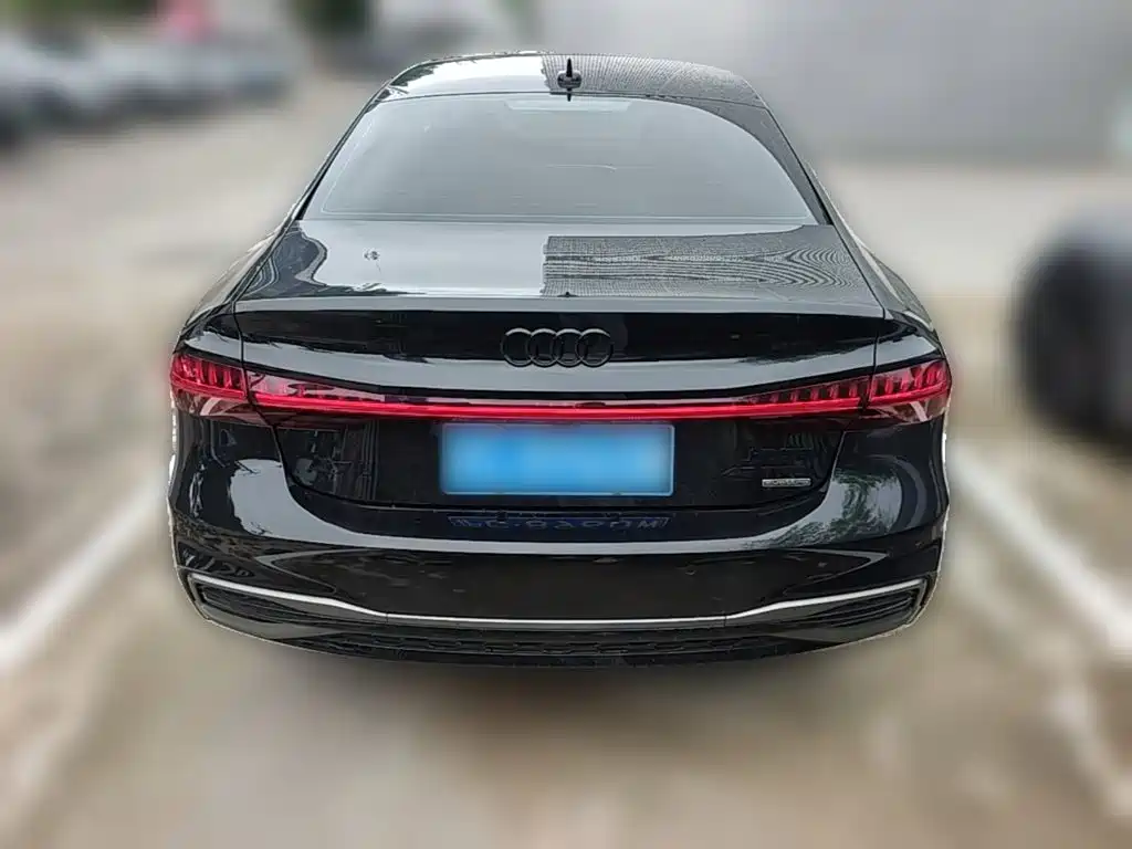 Audi A7L 2025 — фото 10