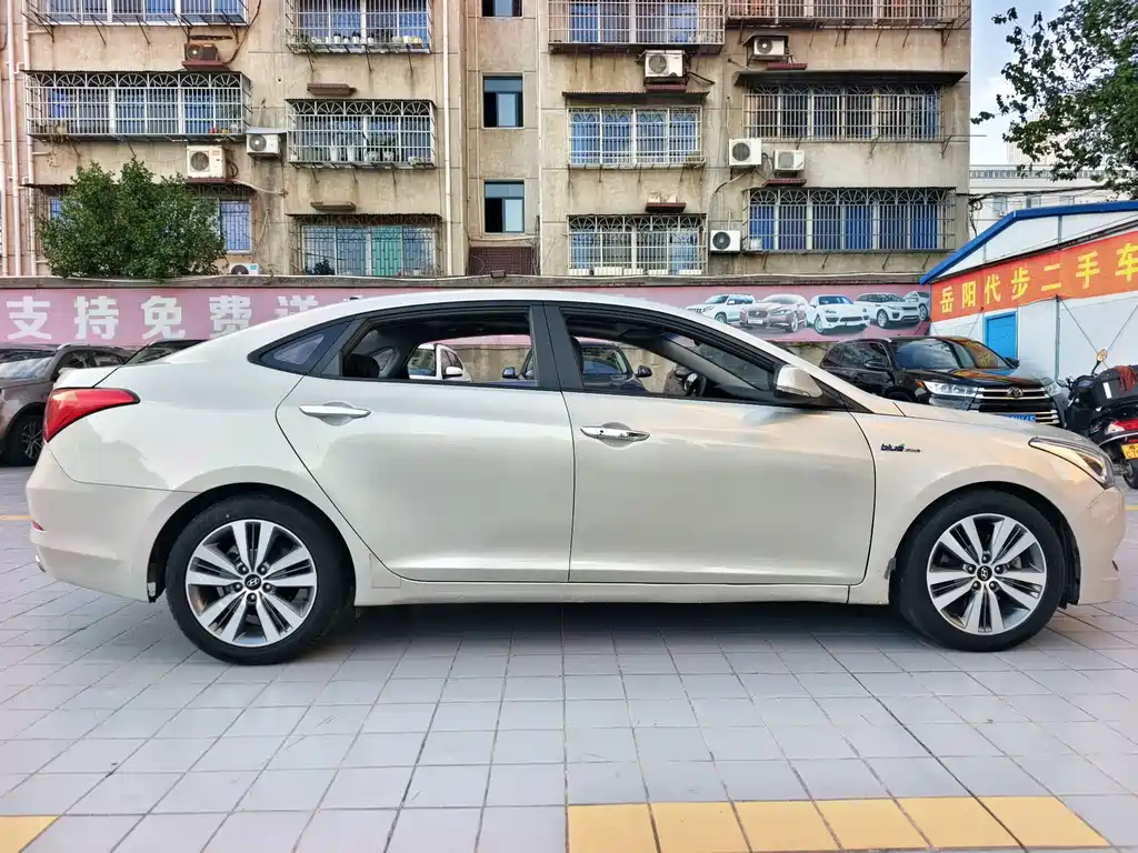 Hyundai Mistra 2017 — фото 5