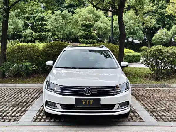 Volkswagen Gran Lavida 2016