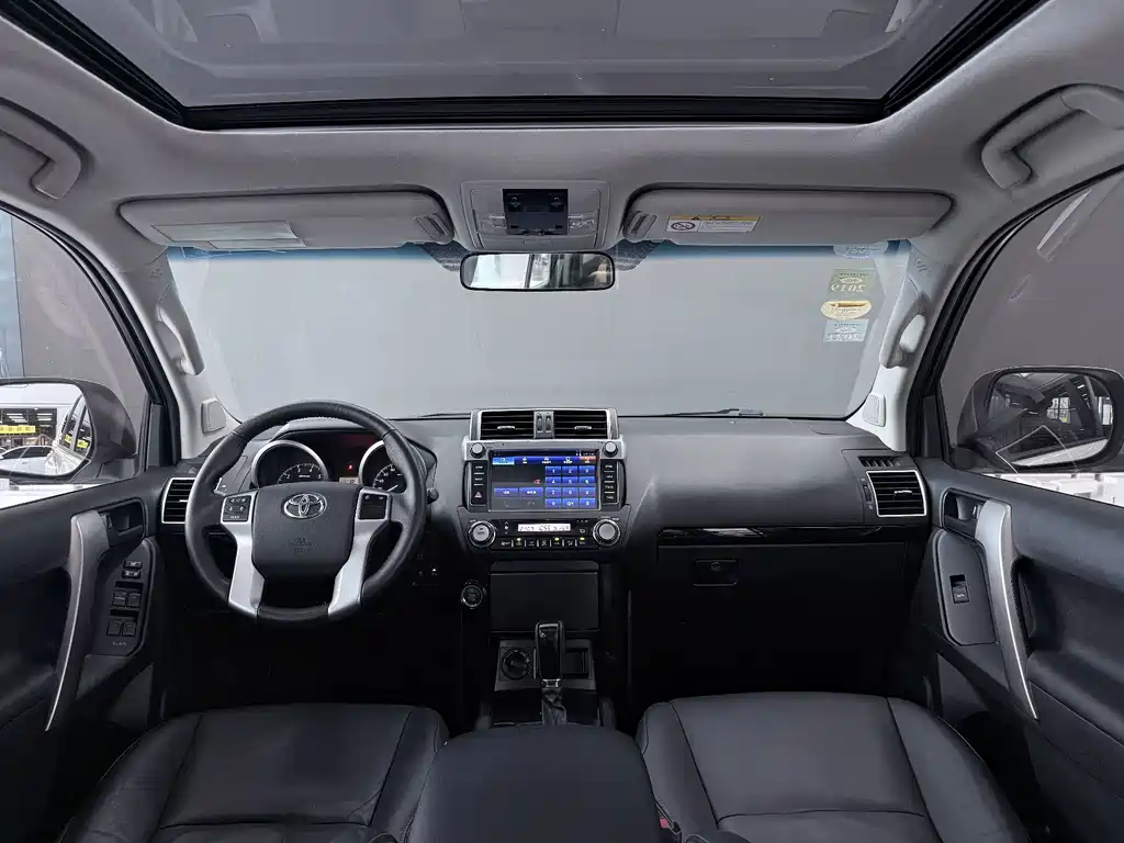 Toyota Prado 2017 — фото 13