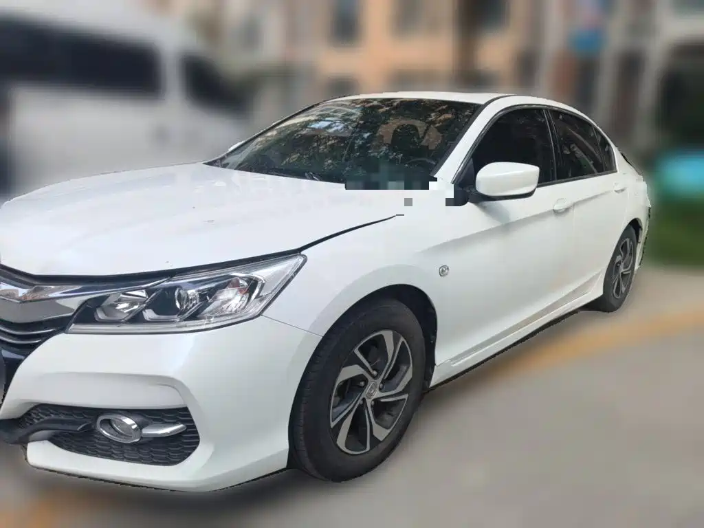 Honda Accord 2017 — фото 1
