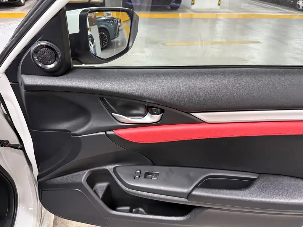 Honda Civic 2020 — фото 13