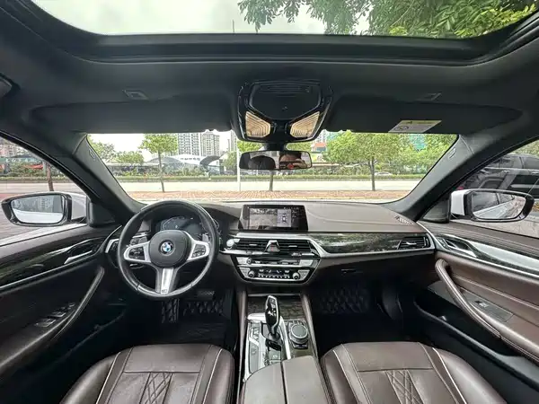 BMW 5 Series 2020