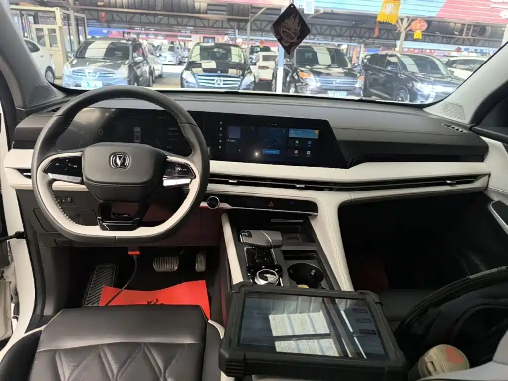 Changan CS75PLUS 2024 — фото 10