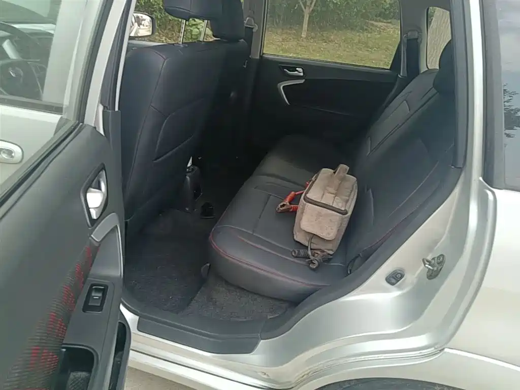 Suzuki Liana A6 2015 — фото 17