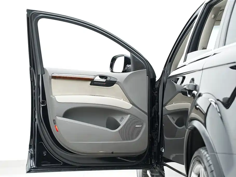 Audi Q7 2010