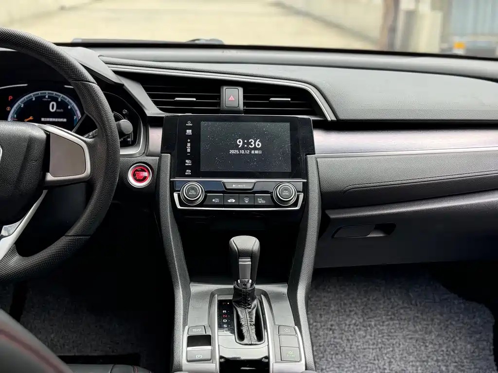 Honda Civic 2019 — фото 14