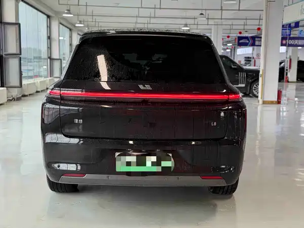 Li Auto L8 2023