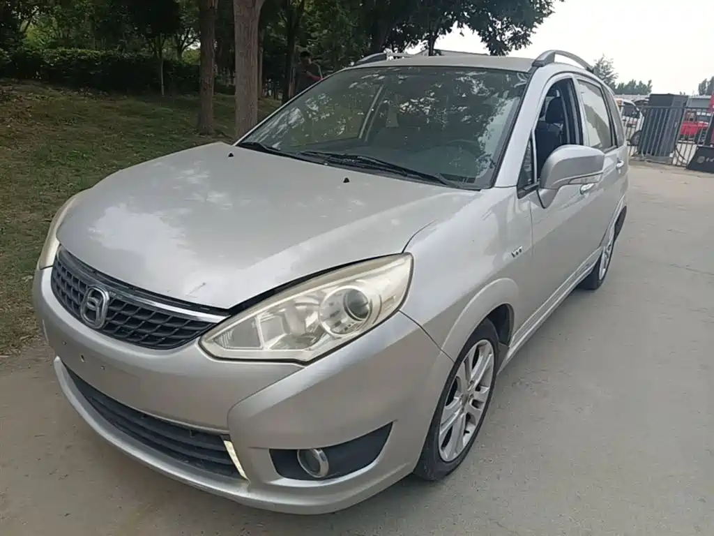 Suzuki Liana A6 2015 — фото 2