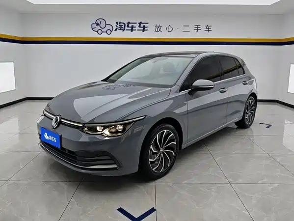 Volkswagen Golf 2021
