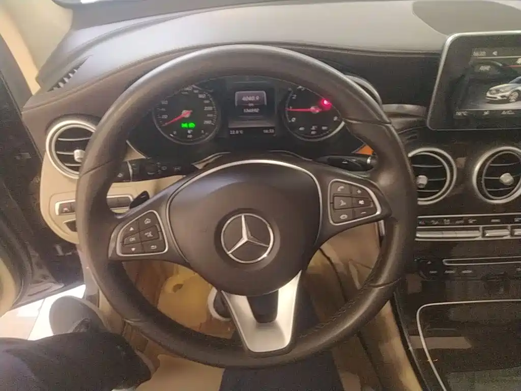 Mercedes-Benz GLC 2018
