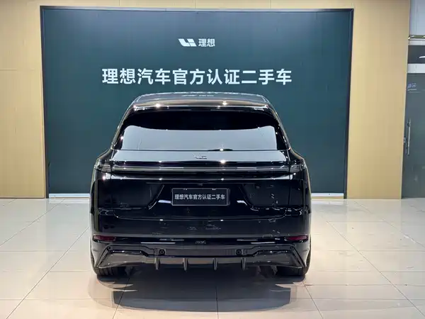 Li Auto L7 2025