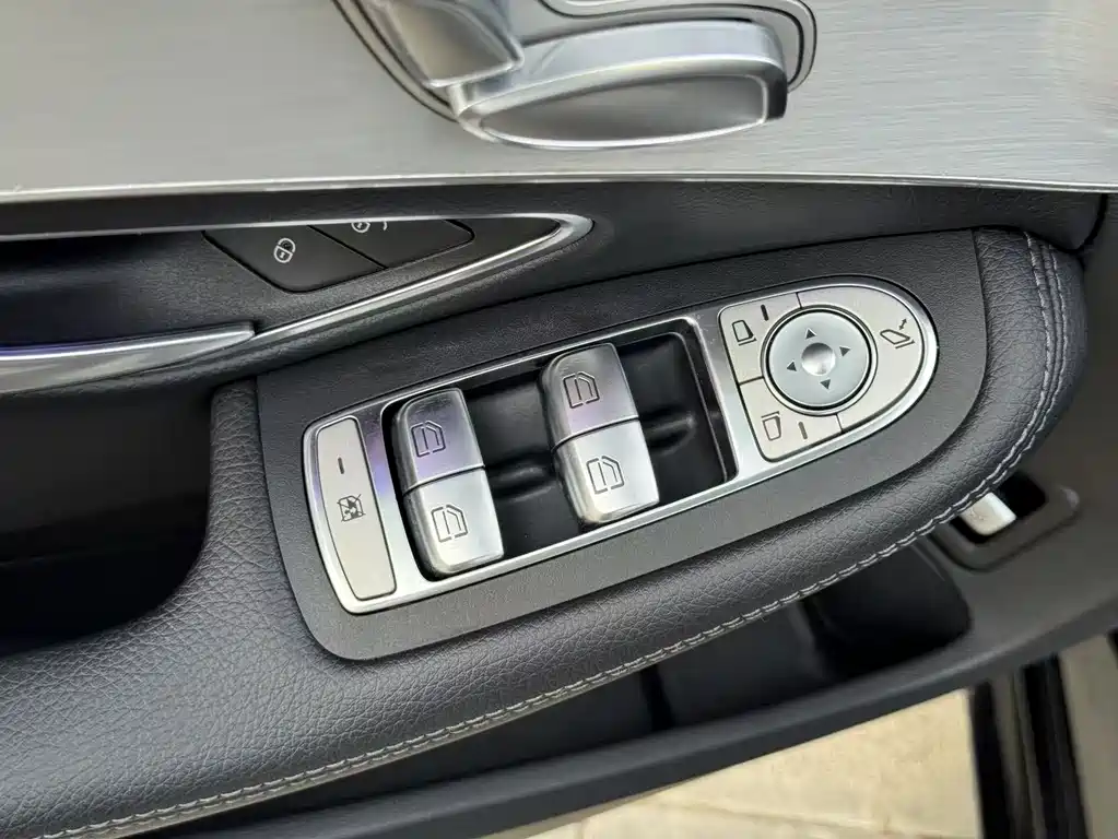 Mercedes-Benz C-Class 2021 — фото 23