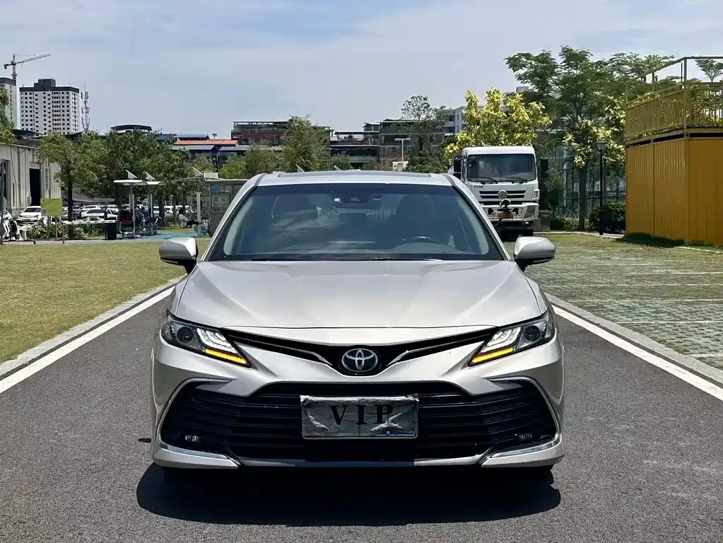Toyota Camry 2021