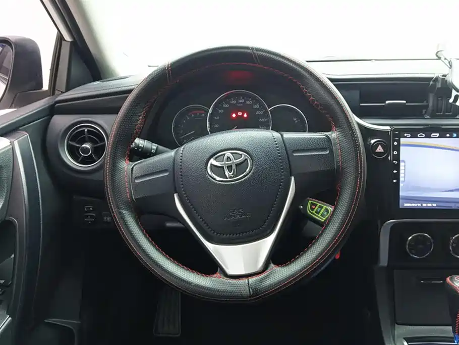 Toyota Corolla 2019 — фото 15