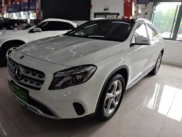 Mercedes-Benz GLA 2019