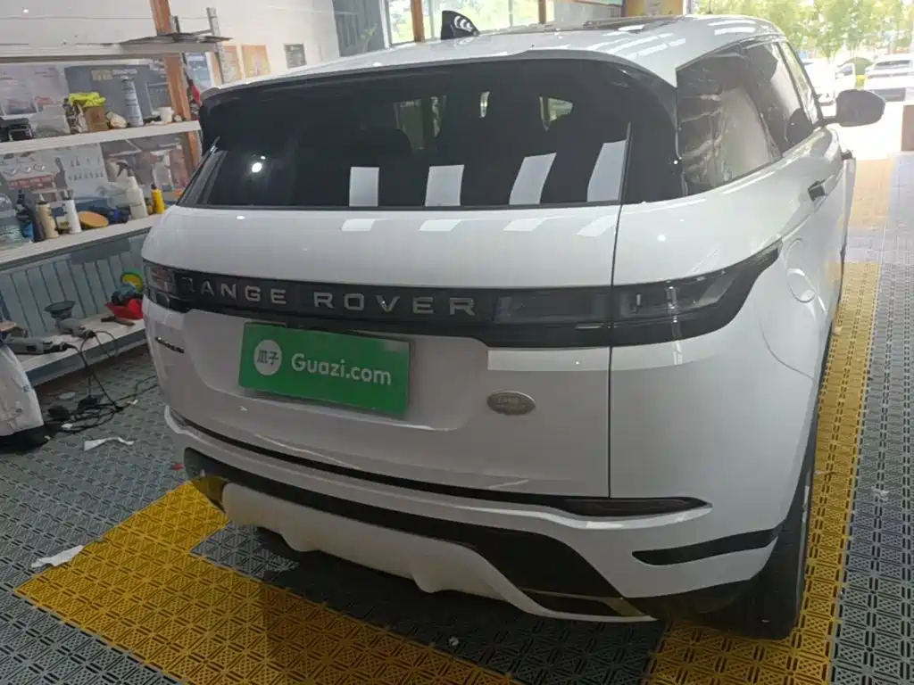 Land Rover Evoque 2022