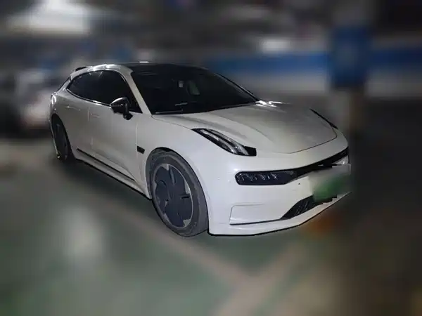Zeekr 001 2022
