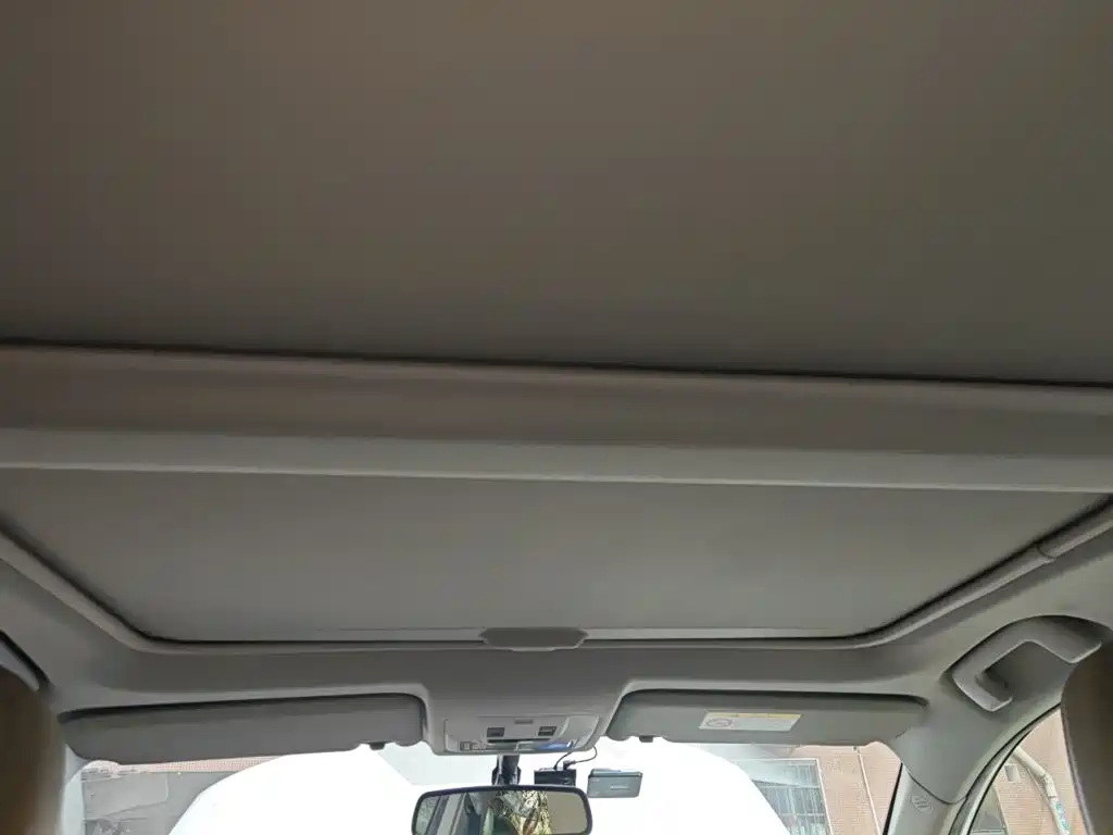 Toyota RAV4 2015 — фото 14