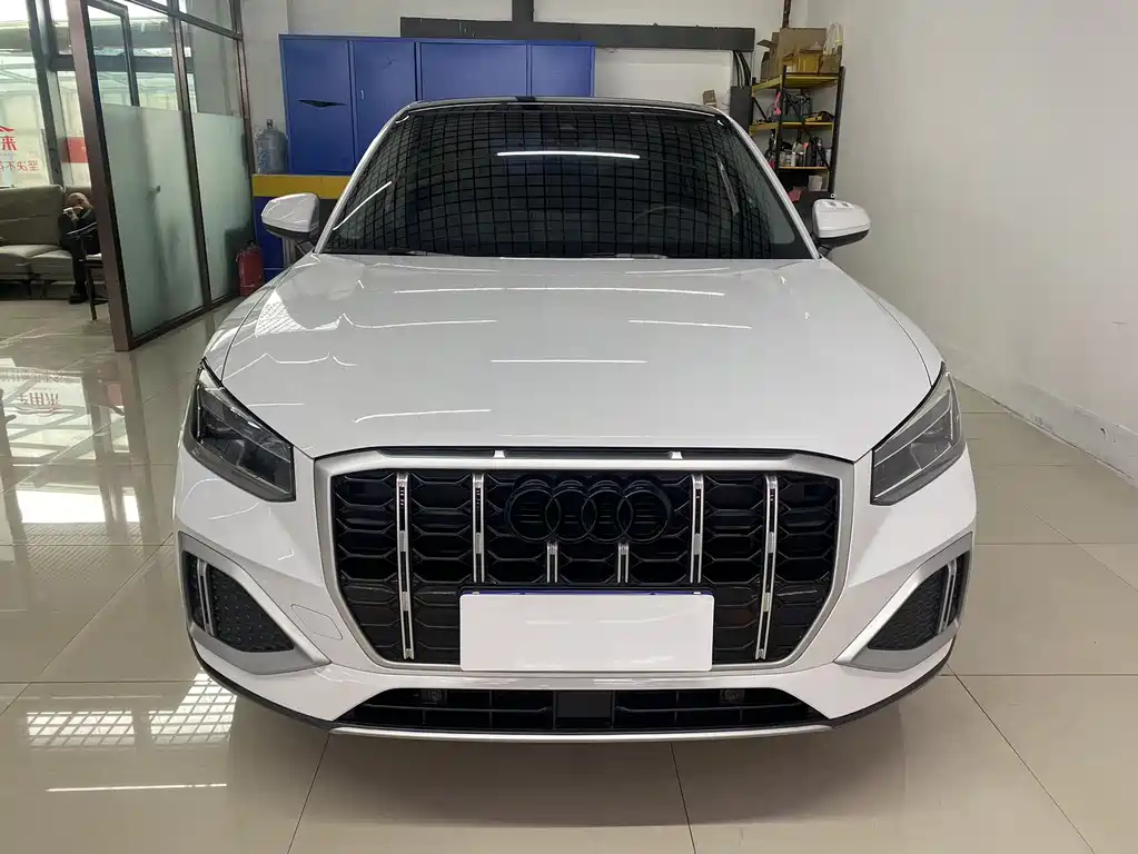Audi Q2L 2022