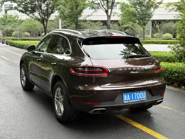 Porsche Macan 2015