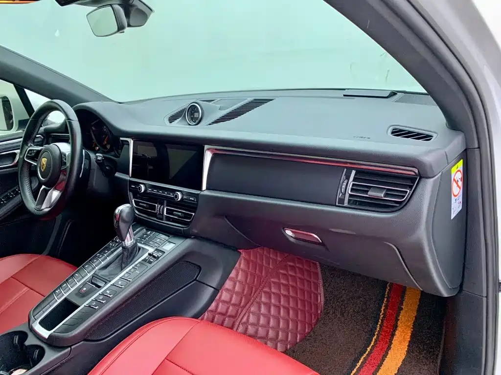 Porsche Macan 2021 — фото 18