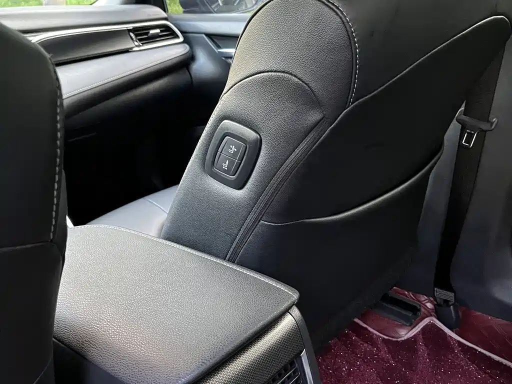 Toyota Camry 2023 — фото 15