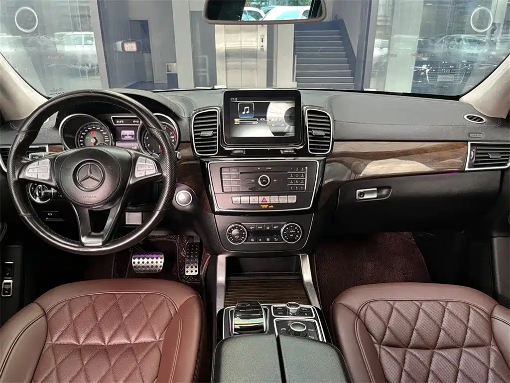 Mercedes-Benz GLS 2016 — фото 6
