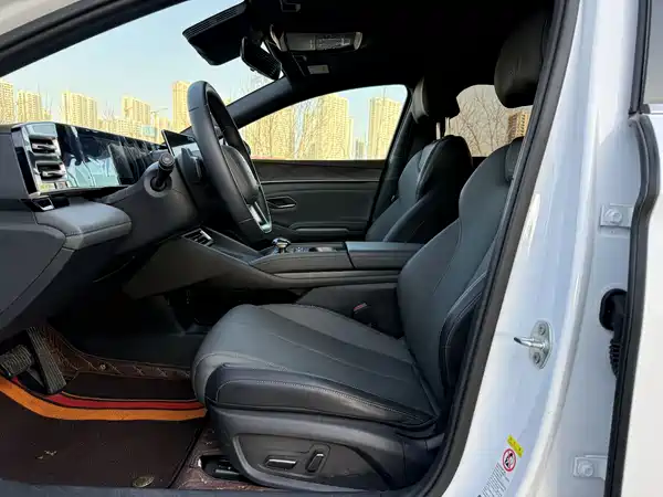 BYD Qin L 2025
