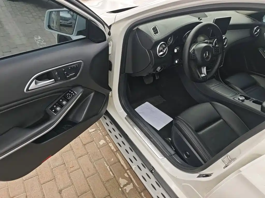 Mercedes-Benz GLA 2016 — фото 16