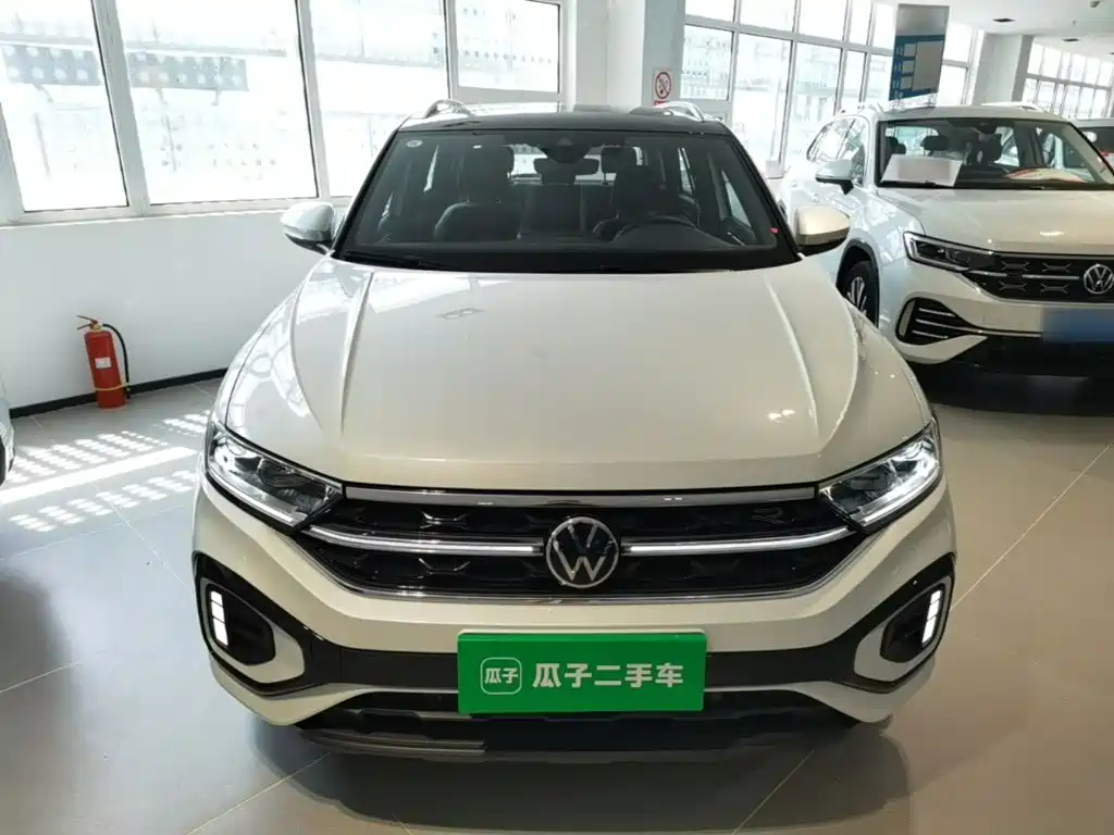 Volkswagen T-Roc 2024
