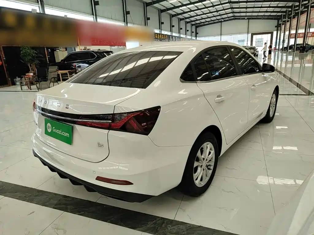 Roewe i5 2025