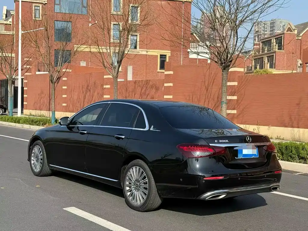 Mercedes-Benz E-Class 2020